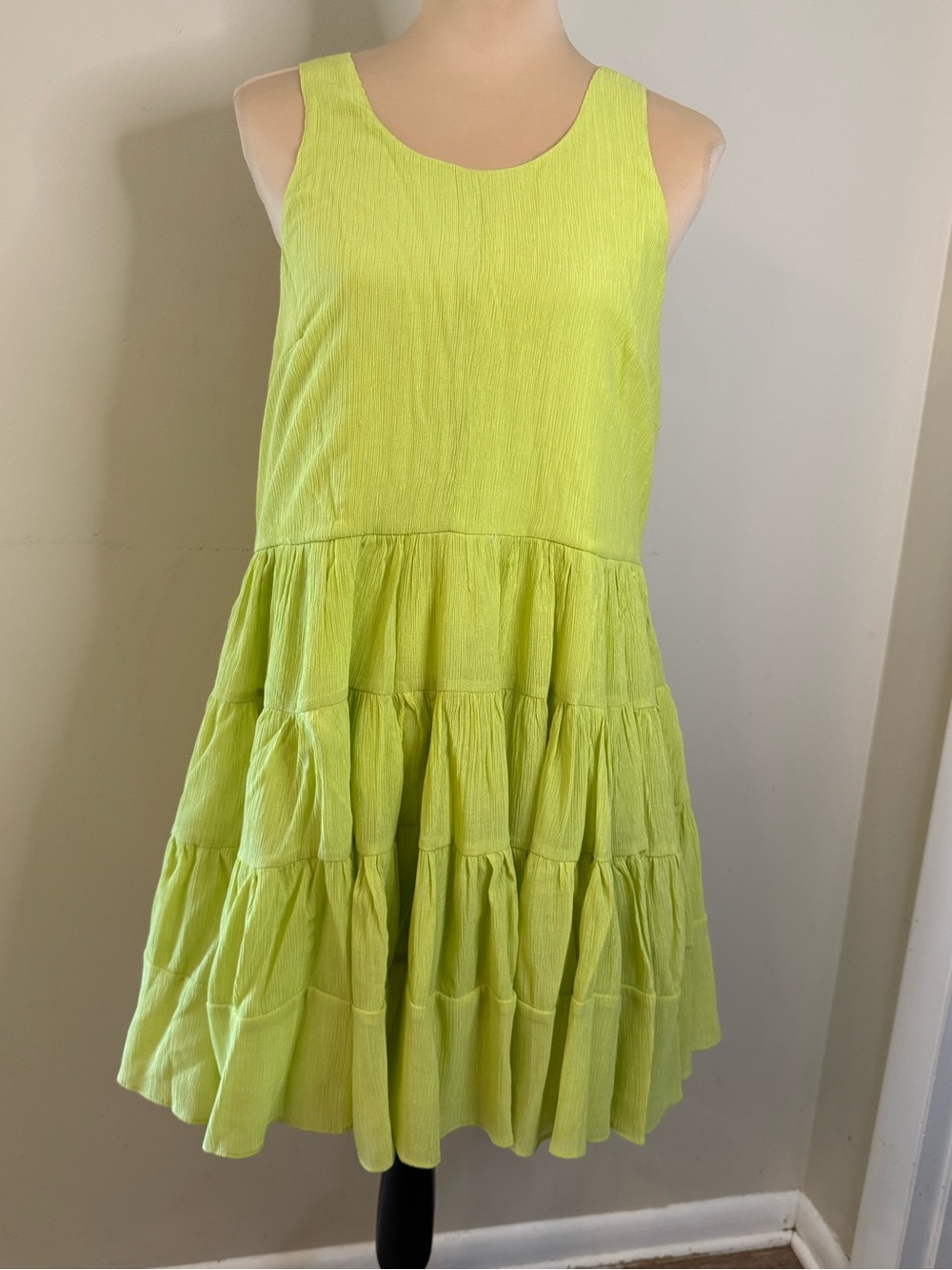 LuLu’s vibrant green sleeveless midi dress tiered ruffled SZ SM